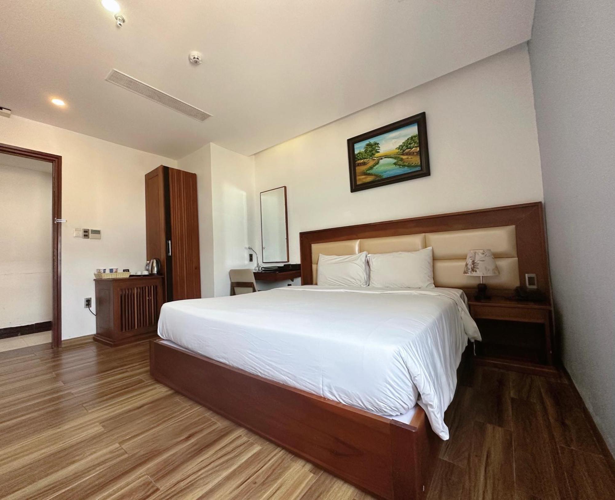 Alisia Beach Hotel Da Nang Exterior foto